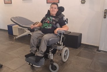 Cadeira de Rodas Adaptada para Escoliose: O que fazer antes e depois da cirurgia de correção da coluna Cadeira de Rodas Adaptada para Escoliose: O que fazer antes e depois da cirurgia de correção da coluna